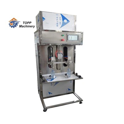 Macchina per il riempimento di succhi di frutta